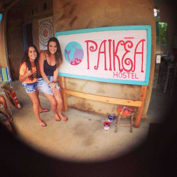 Cátia e Camila, as primeiras hóspedes do Hostel, quando tudo começou